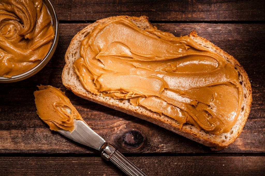 Make Peanut Butter At Home With Raw Peanuts 24 Mantra Organic